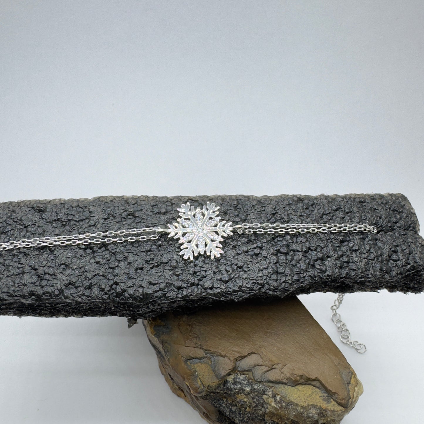 Gümüş Rodyum Kar Tanesi Kadın Bileklik