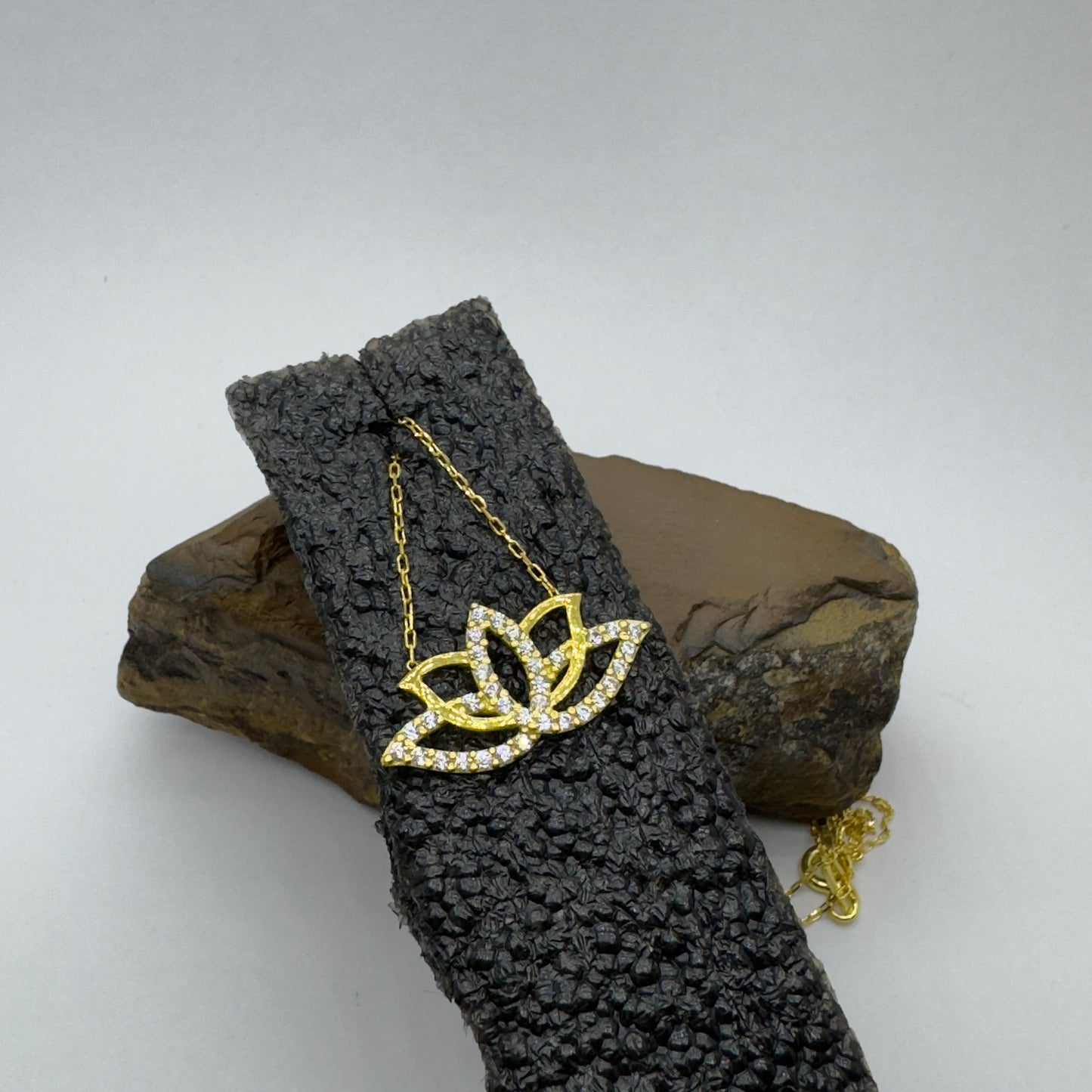 Gümüş Gold Lotus Çiçeği Kadın Kolye