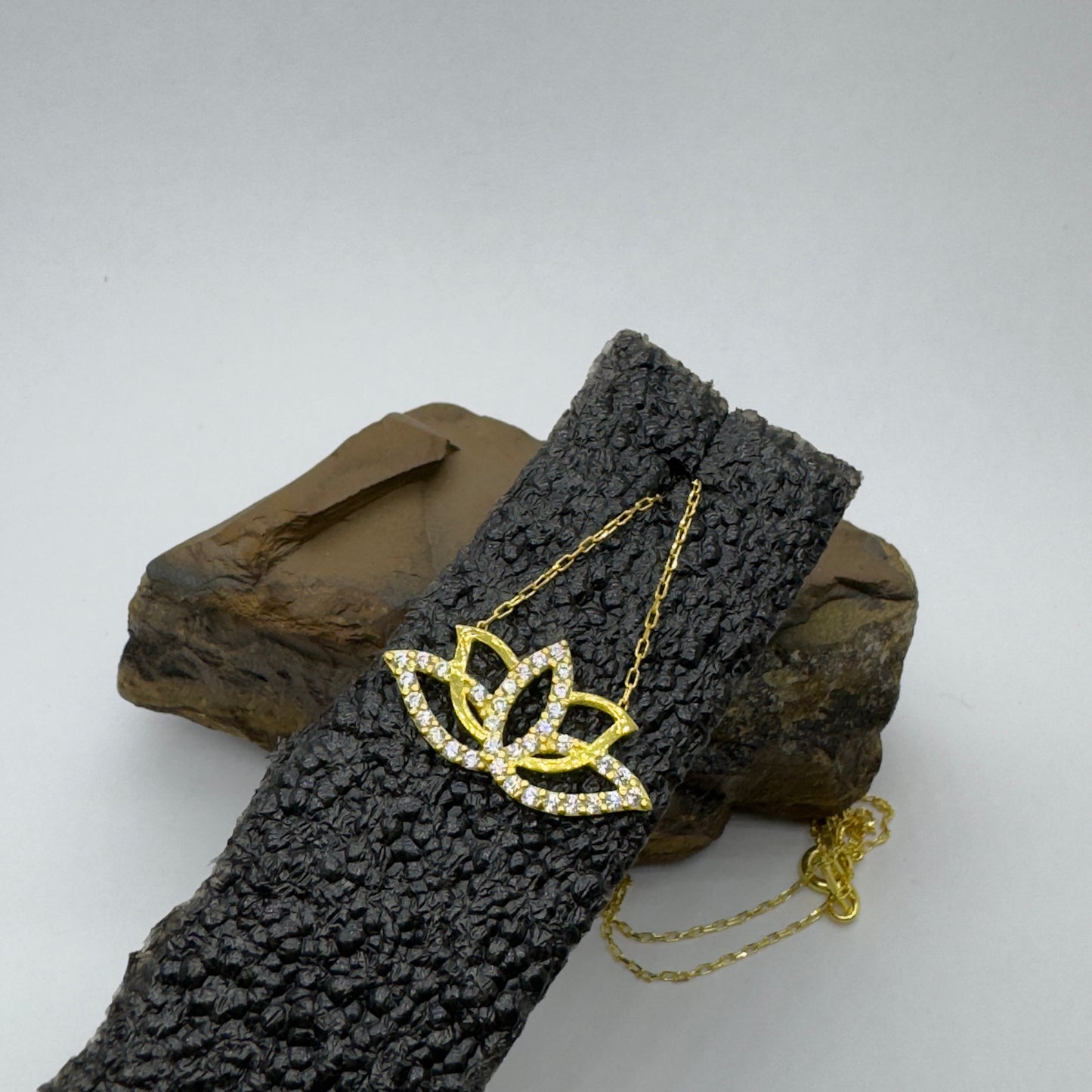 Gümüş Gold Lotus Çiçeği Kadın Kolye